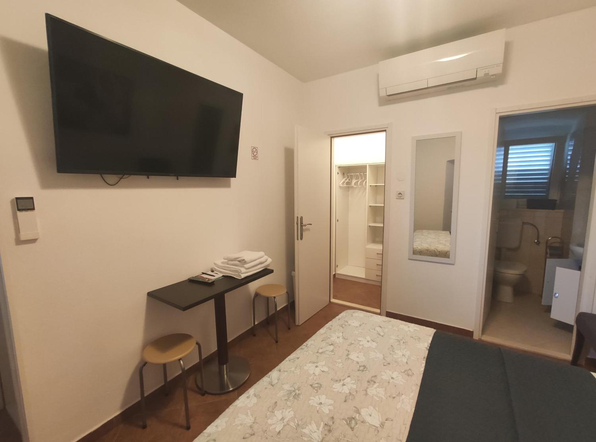 Viola Rooms Gruda Luaran gambar