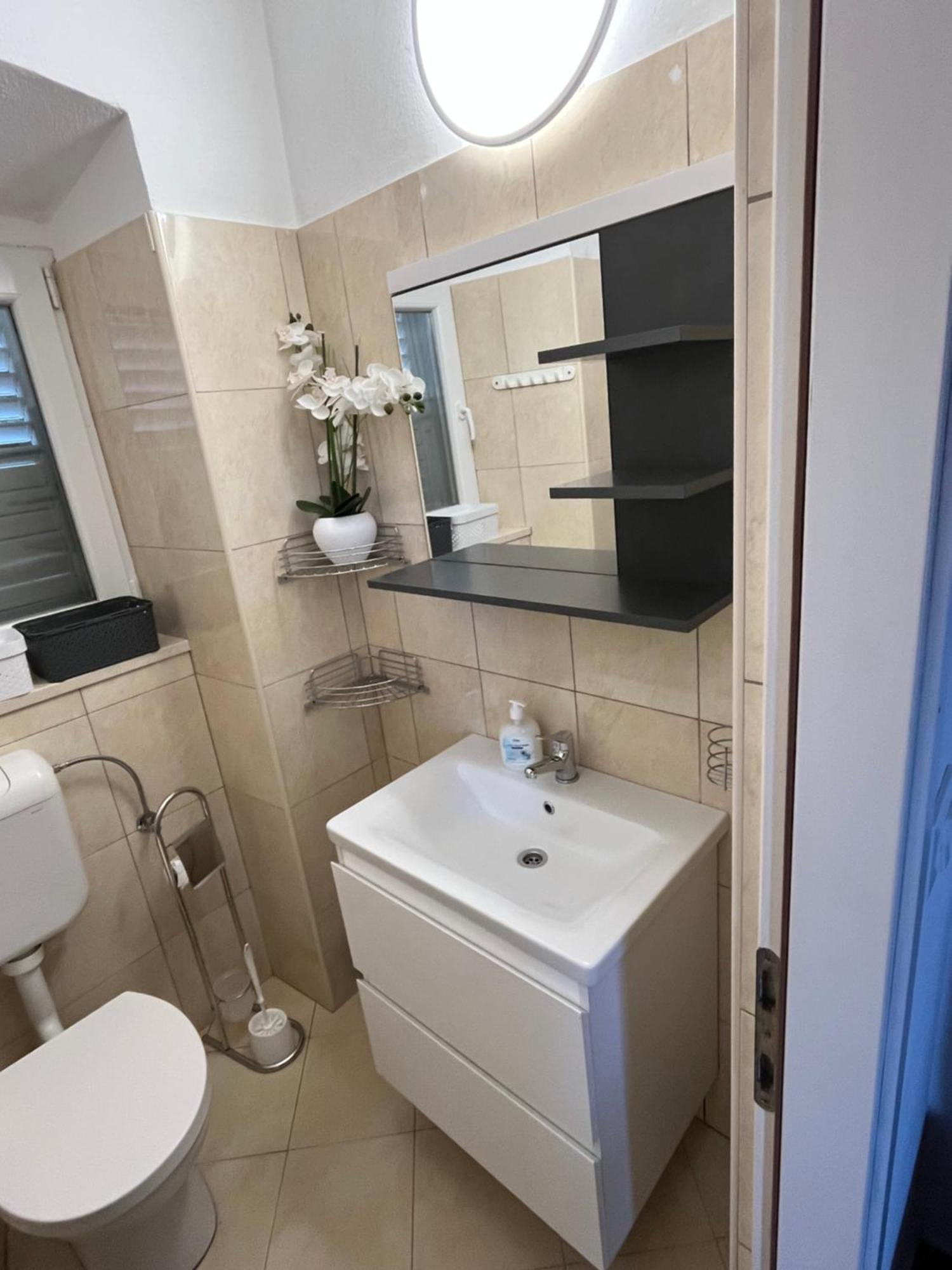 Viola Rooms Gruda Luaran gambar